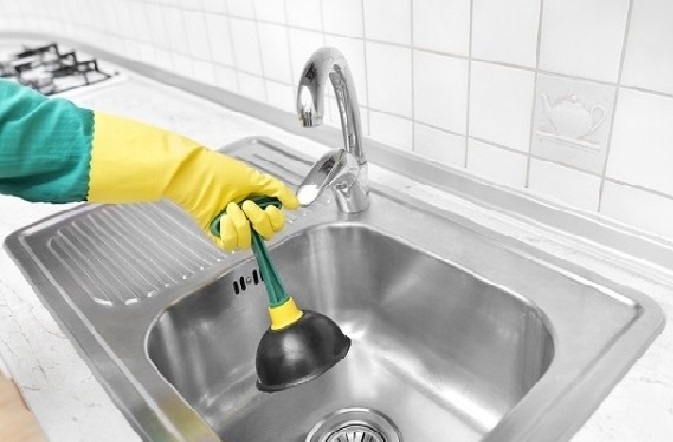 Feneryolu Mutfak Lavabo Tikali Boru Açma